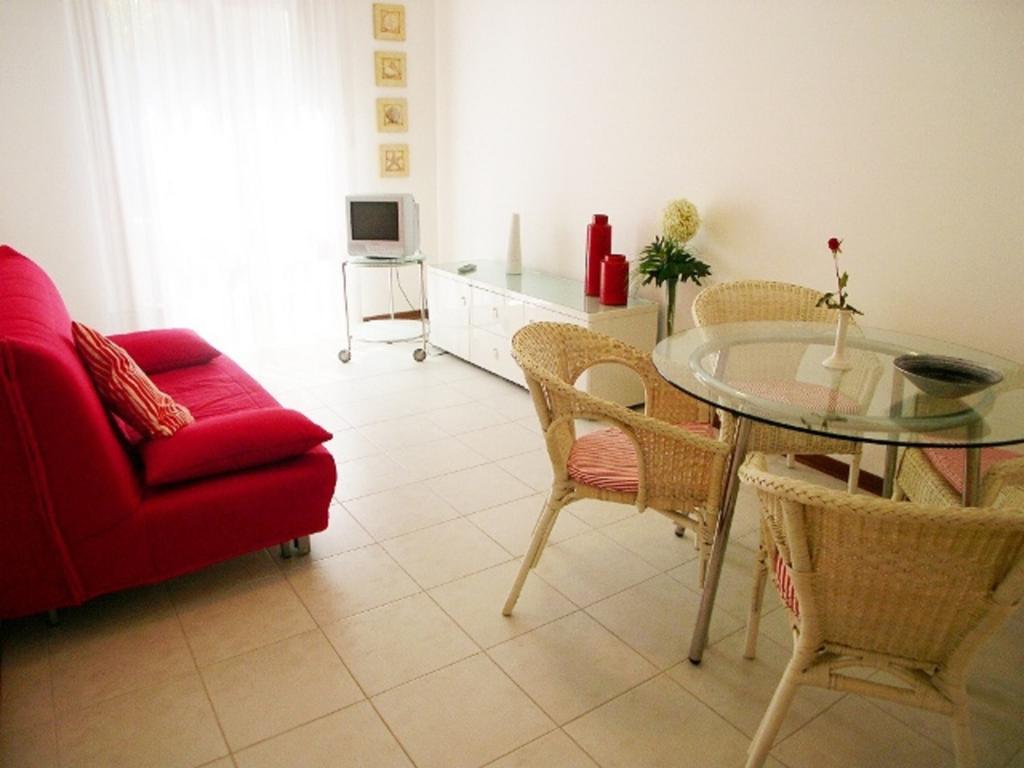 Lina'S Apartment Градо Экстерьер фото